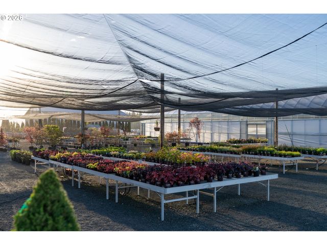 7601 Nw Milne Road- Rd, Cornelius, OR 97113