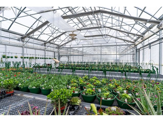 7601 Nw Milne Road- Rd, Cornelius, OR 97113
