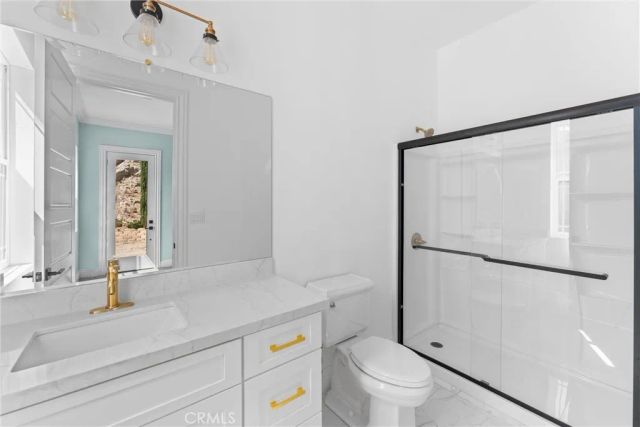 17190 Small Canyon Ln, Riverside, CA 92506