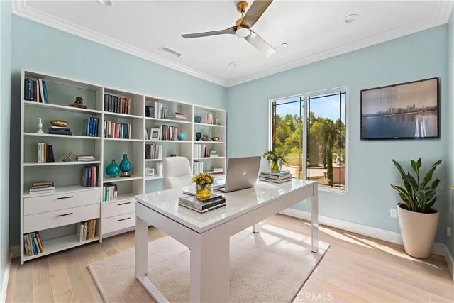 17190 Small Canyon Ln, Riverside, CA 92506
