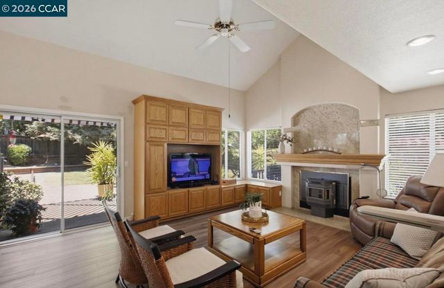 1395 Breakwater Way, Brentwood, CA 94513