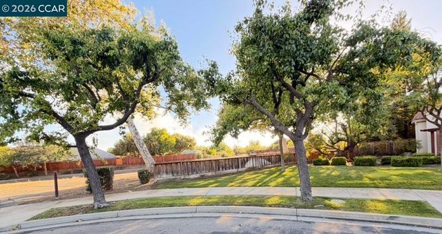 1395 Breakwater Way, Brentwood, CA 94513