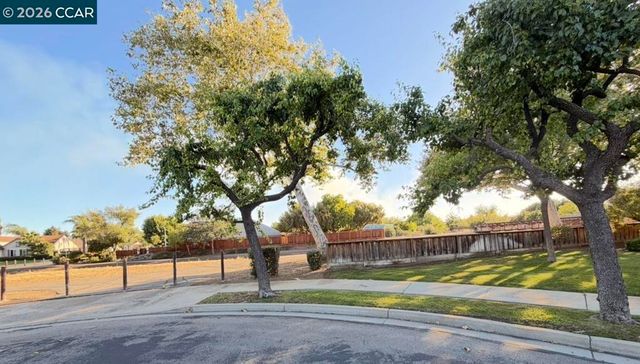 1395 Breakwater Way, Brentwood, CA 94513