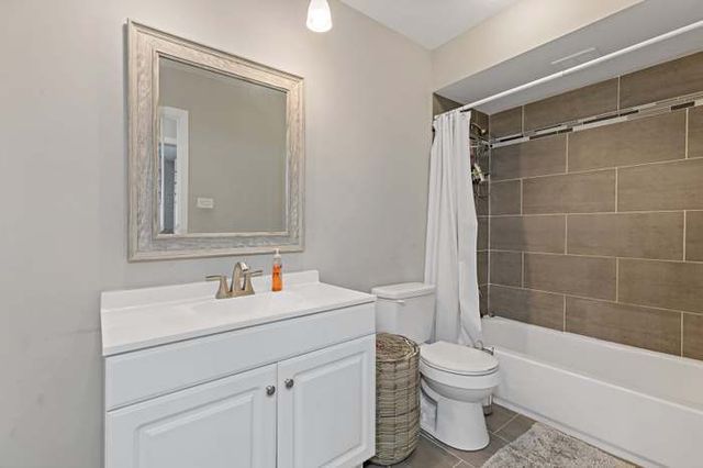 16308 University Avenue, South Holland, IL 60473