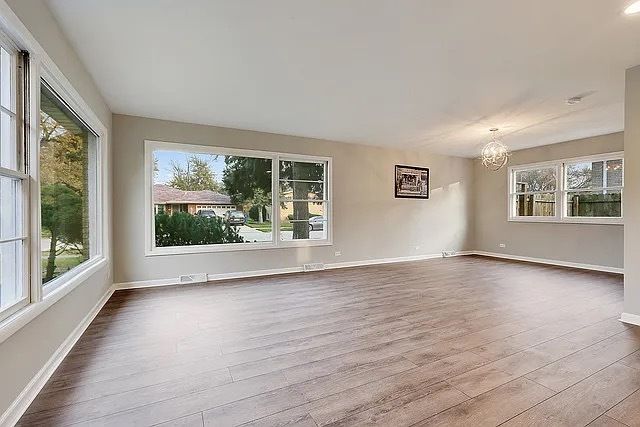 16308 University Avenue, South Holland, IL 60473