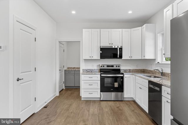 142 TALBOT DR, New Castle, DE 19720