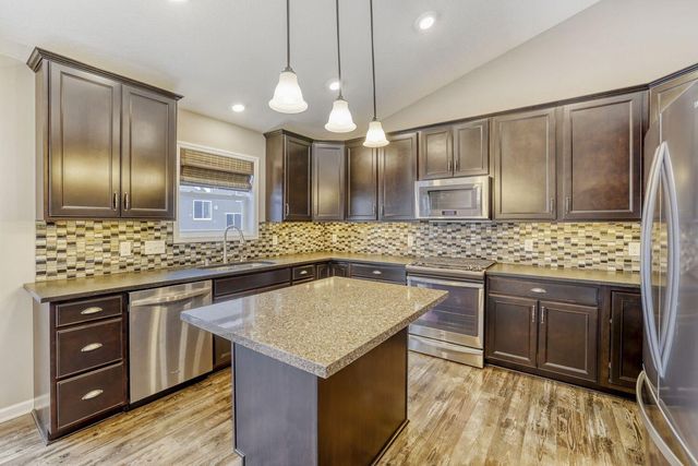 1132 138th Street E, Rosemount, MN 55068