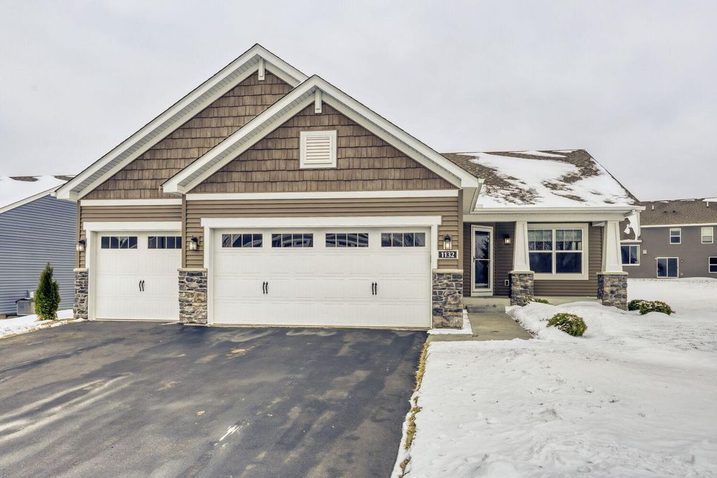 1132 138th Street E, Rosemount, MN 55068