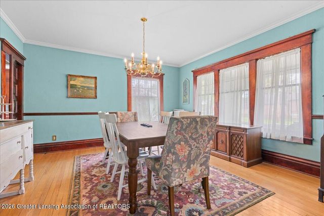 238 W River Street, Grand Ledge, MI 48837