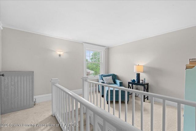 238 W River Street, Grand Ledge, MI 48837