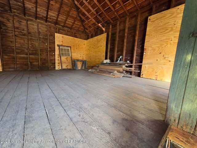 238 W River Street, Grand Ledge, MI 48837