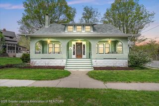 238 W River Street, Grand Ledge, MI 48837