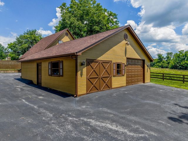 289 Hinkston Pike, Mt Sterling, KY 40353