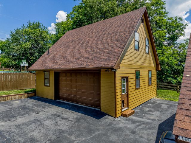 289 Hinkston Pike, Mt Sterling, KY 40353