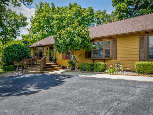 289 Hinkston Pike, Mt Sterling, KY 40353