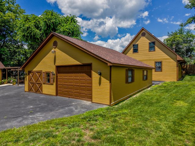 289 Hinkston Pike, Mt Sterling, KY 40353