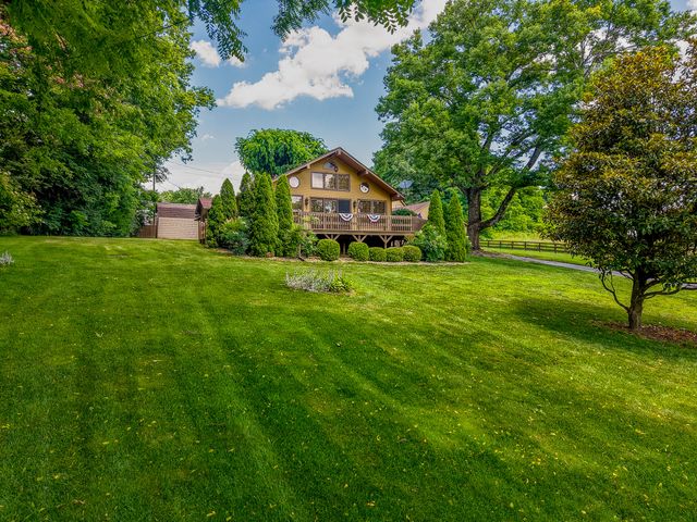 289 Hinkston Pike, Mt Sterling, KY 40353