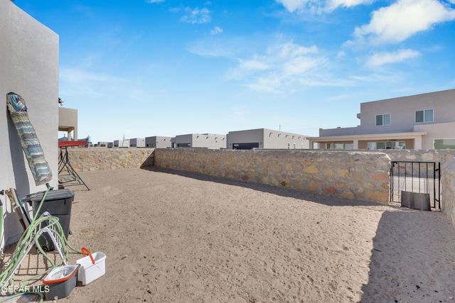 13074 CLEETHORPES Street, El Paso, TX 79928