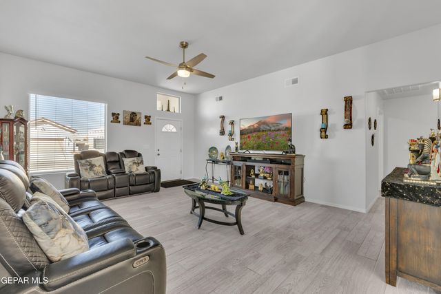 13074 CLEETHORPES Street, El Paso, TX 79928