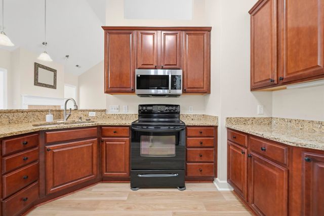 109 Mesa Raven Dr., Longs, SC 29568