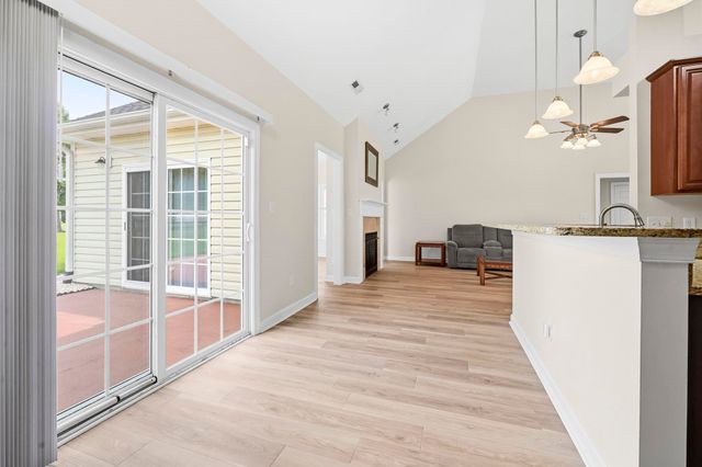 109 Mesa Raven Dr., Longs, SC 29568