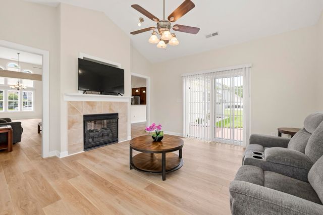 109 Mesa Raven Dr., Longs, SC 29568