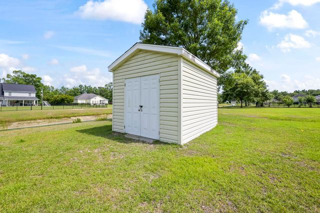 109 Mesa Raven Dr., Longs, SC 29568