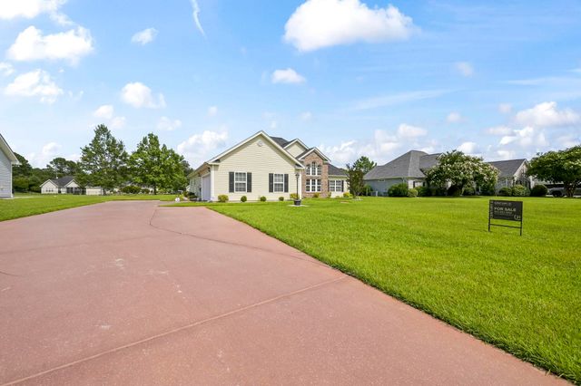 109 Mesa Raven Dr., Longs, SC 29568