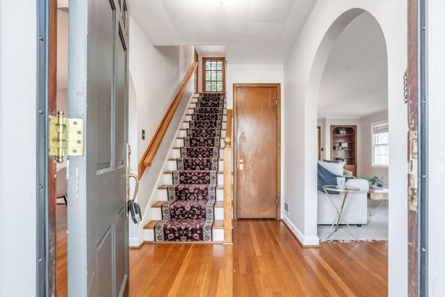 322 Acton Road, Columbus, OH 43214