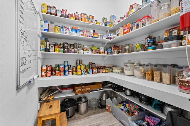 4100 Rolling Meadows Drive, Little Flock, AR 72756