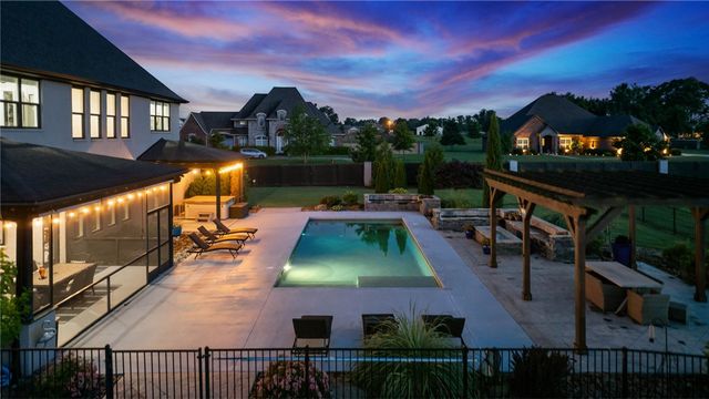 4100 Rolling Meadows Drive, Little Flock, AR 72756