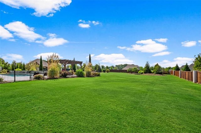 4100 Rolling Meadows Drive, Little Flock, AR 72756