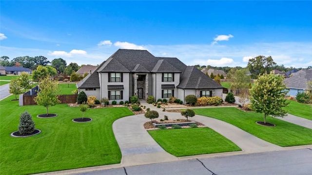 4100 Rolling Meadows Drive, Little Flock, AR 72756