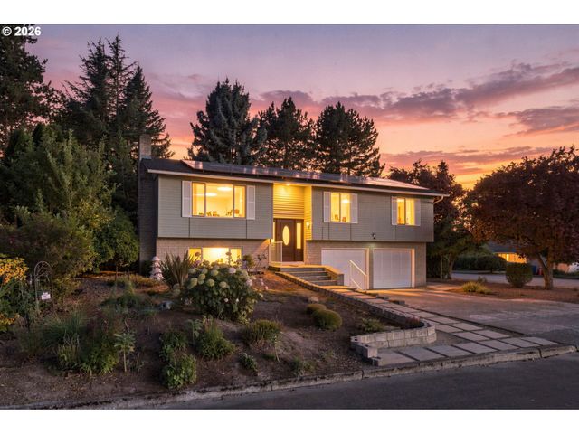 12714 Ne 8TH Ct, Vancouver, WA 98685