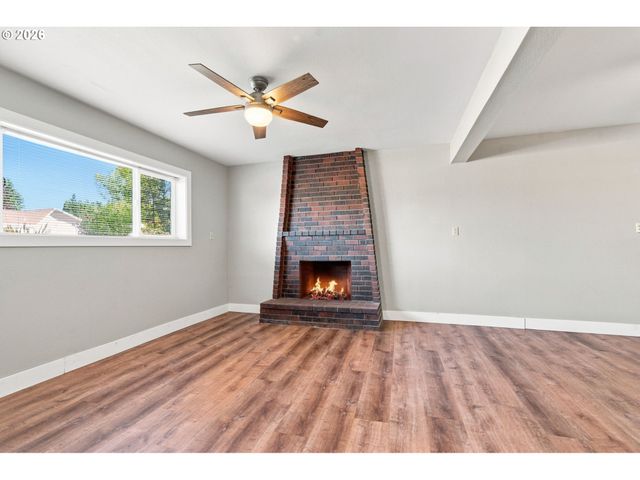 12714 Ne 8TH Ct, Vancouver, WA 98685