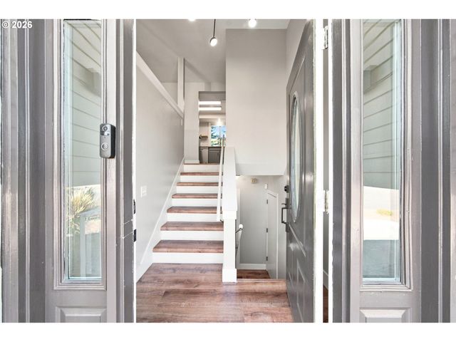 12714 Ne 8TH Ct, Vancouver, WA 98685