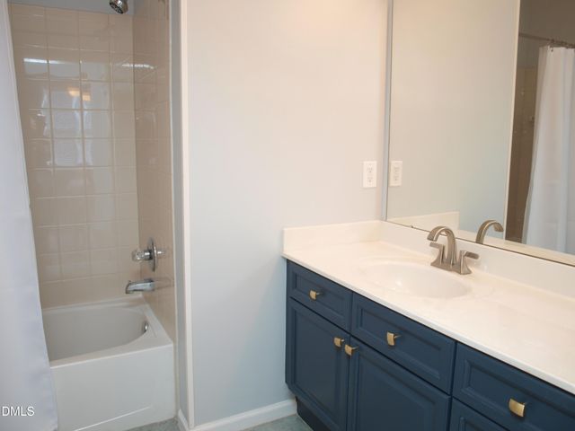 8021 Allyns Landing Way, Raleigh, NC 27615