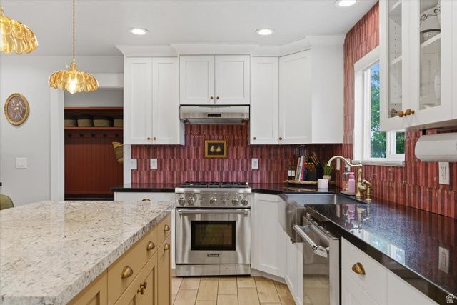 3865 RIVER VALLEY DR, Riverdale, UT 84405
