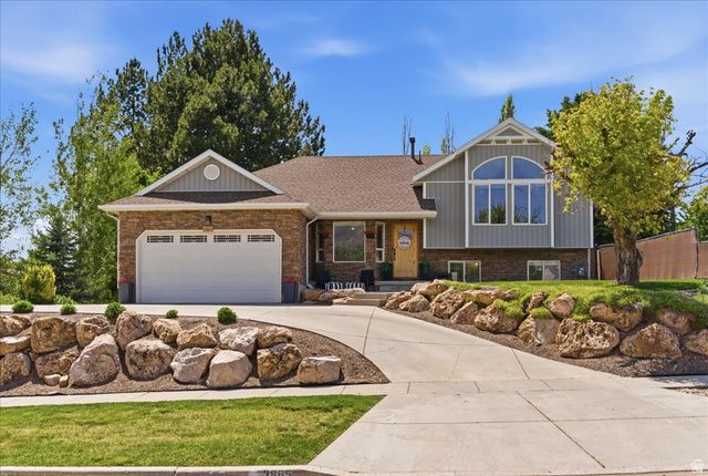3865 RIVER VALLEY DR, Riverdale, UT 84405