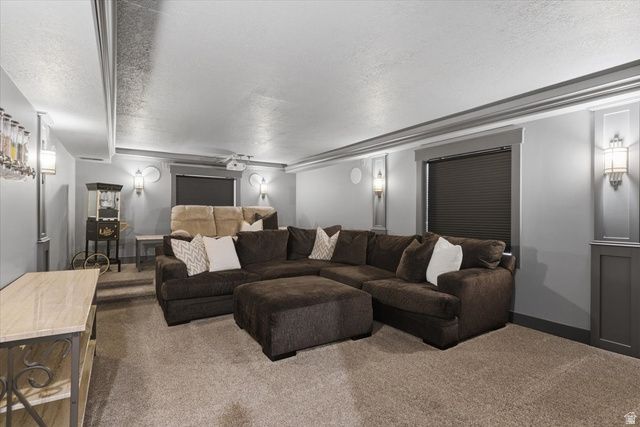 3865 RIVER VALLEY DR, Riverdale, UT 84405