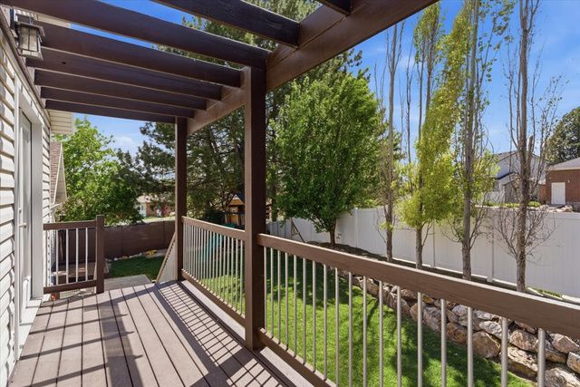 3865 RIVER VALLEY DR, Riverdale, UT 84405