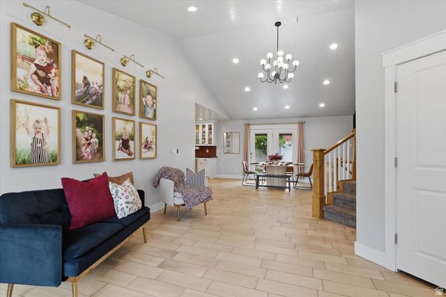3865 RIVER VALLEY DR, Riverdale, UT 84405