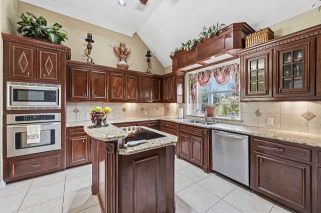 15602 Devin Lane, Crosby, TX 77532