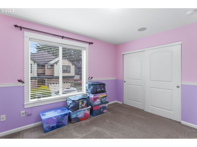 7281 Ne ROCKRIDGE Pl, Hillsboro, OR 97124