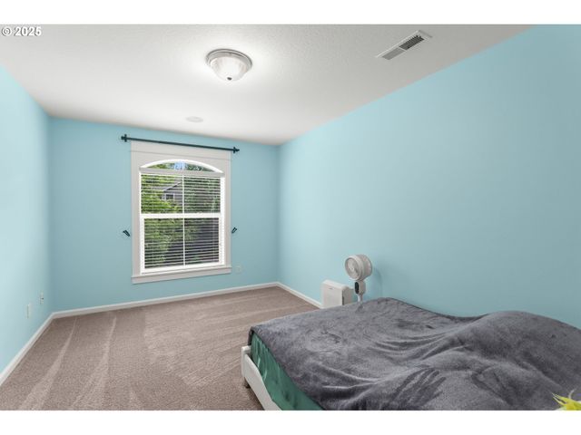 7281 Ne ROCKRIDGE Pl, Hillsboro, OR 97124