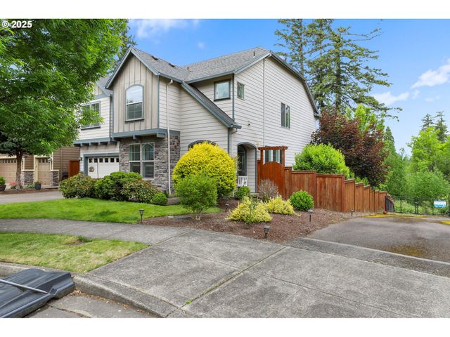 7281 Ne ROCKRIDGE Pl, Hillsboro, OR 97124