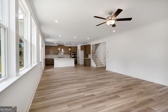 8835 Chesford Grove, Ball Ground, GA 30107