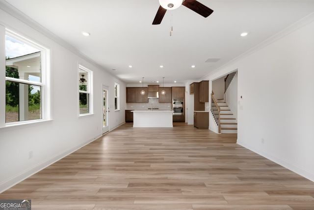 8835 Chesford Grove, Ball Ground, GA 30107