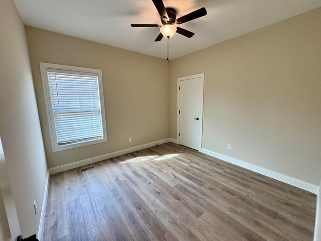 177 Central Park Avenue, Berea, KY 40403