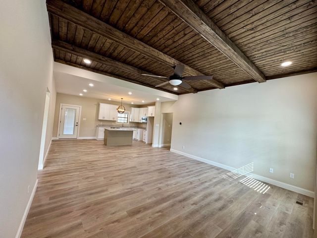 177 Central Park Avenue, Berea, KY 40403